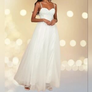 Lulus White Sleeveless Embroidered BUSTIER MAXI GOWN DRESS